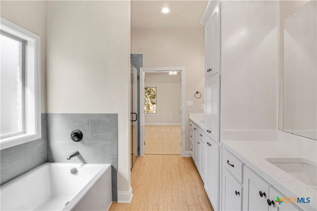 1212 Madyson Lane, Salado, TX 76571