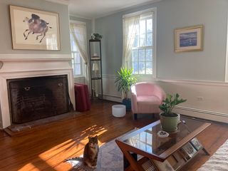 1 Tyng B, Newburyport, MA 01950