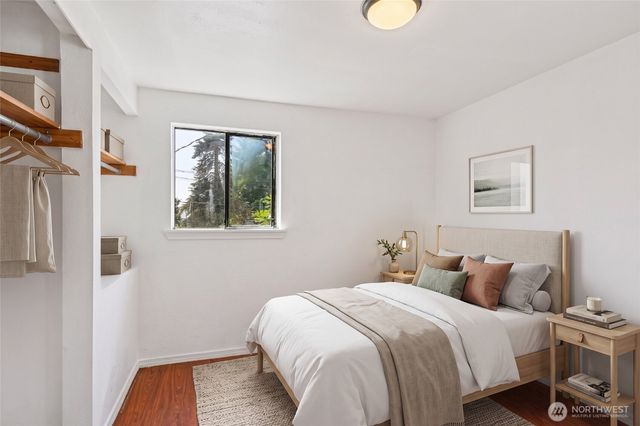 8703 16th Avenue SW, Seattle, WA 98106