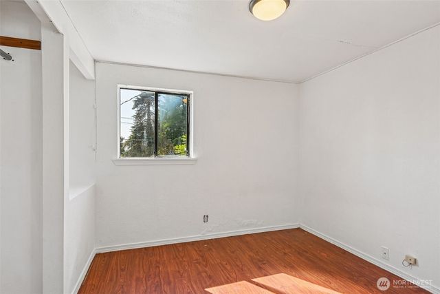 8703 16th Avenue SW, Seattle, WA 98106