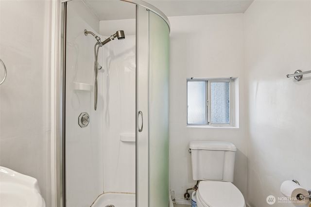 8703 16th Avenue SW, Seattle, WA 98106