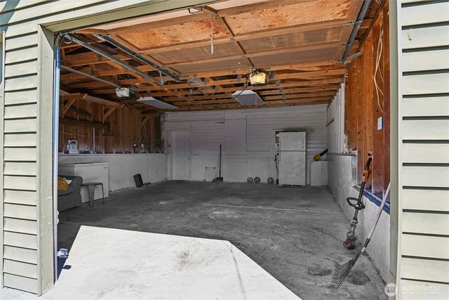 8703 16th Avenue SW, Seattle, WA 98106