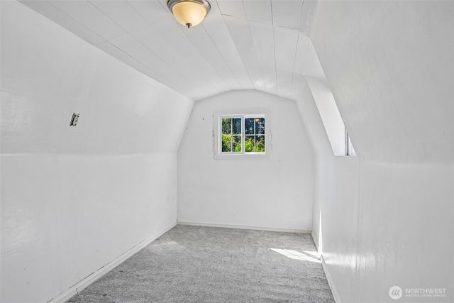 8703 16th Avenue SW, Seattle, WA 98106