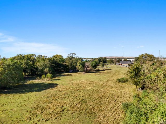 11318 Wallisville Road, Houston, TX 77013