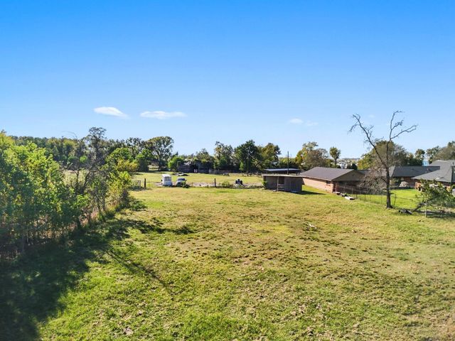 11318 Wallisville Road, Houston, TX 77013