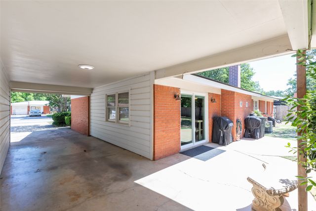 2417 S 35th Street, Abilene, TX 79605