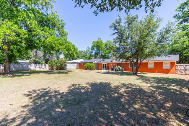 2417 S 35th Street, Abilene, TX 79605