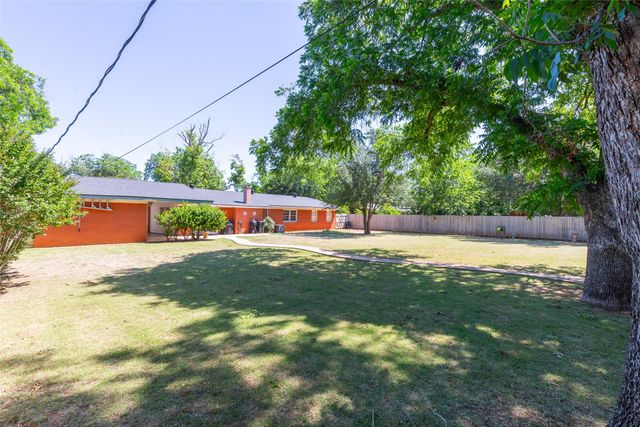 2417 S 35th Street, Abilene, TX 79605