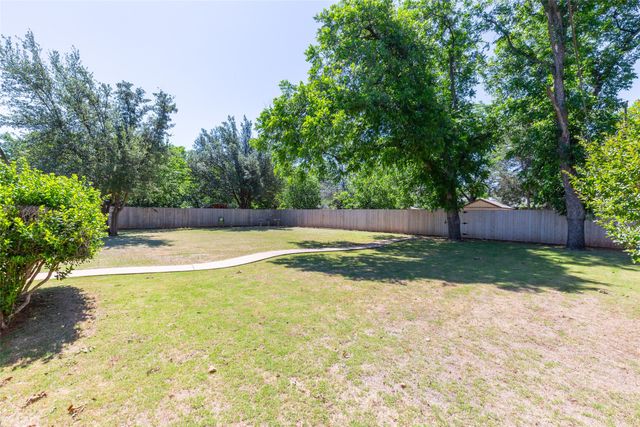 2417 S 35th Street, Abilene, TX 79605