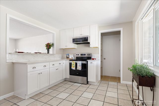 1515 NE 3rd Avenue, Oak Harbor, WA 98277