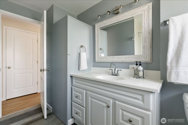 1515 NE 3rd Avenue, Oak Harbor, WA 98277