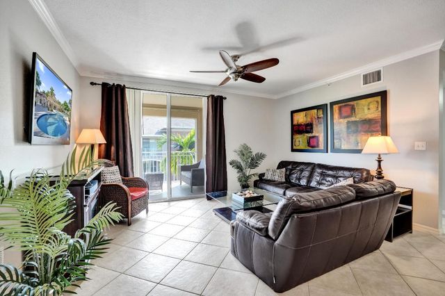 6426 Emerald Dunes 304 Drive 304, West Palm Beach, FL 33411