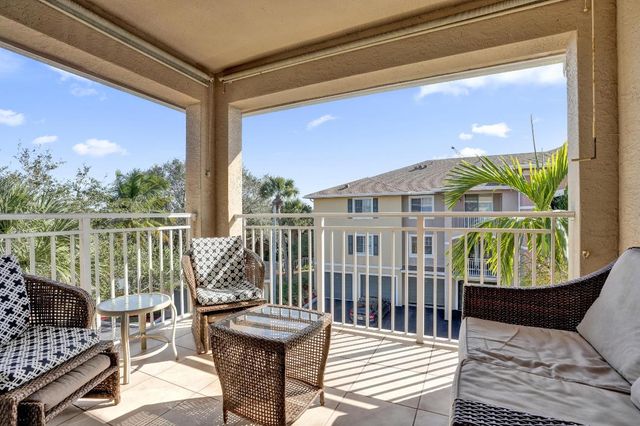 6426 Emerald Dunes 304 Drive 304, West Palm Beach, FL 33411
