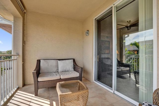 6426 Emerald Dunes 304 Drive 304, West Palm Beach, FL 33411