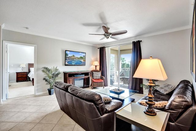 6426 Emerald Dunes 304 Drive 304, West Palm Beach, FL 33411