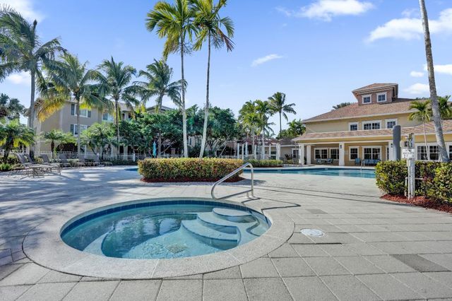 6426 Emerald Dunes 304 Drive 304, West Palm Beach, FL 33411