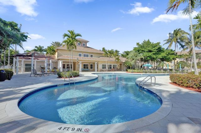 6426 Emerald Dunes 304 Drive 304, West Palm Beach, FL 33411