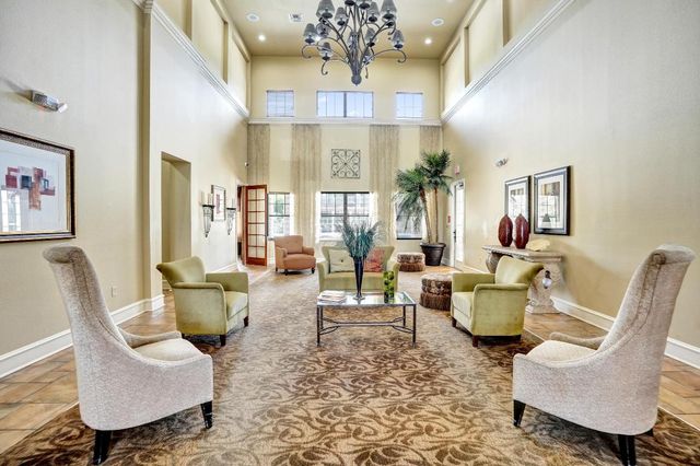 6426 Emerald Dunes 304 Drive 304, West Palm Beach, FL 33411