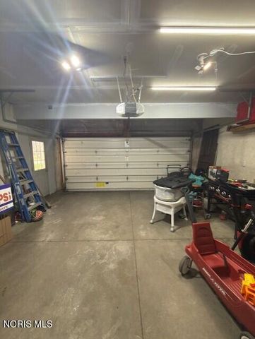 930 Indianola Avenue, Montpelier, OH 43543