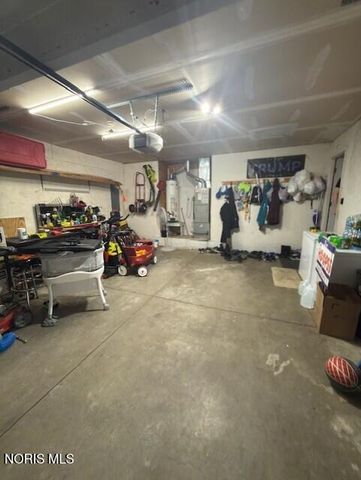 930 Indianola Avenue, Montpelier, OH 43543