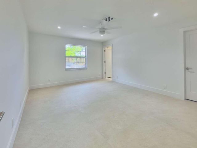 236 SE 3rd Avenue, Delray Beach, FL 33483