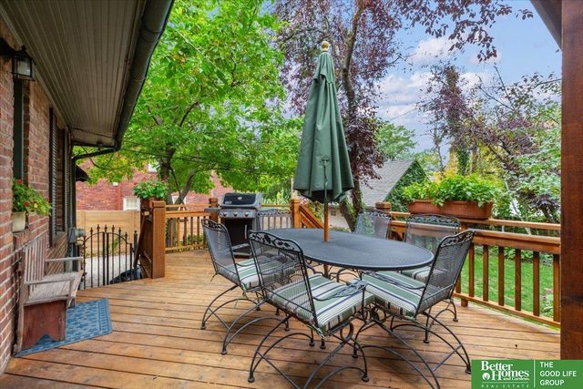 656 N 58th Street, Omaha, NE 68132