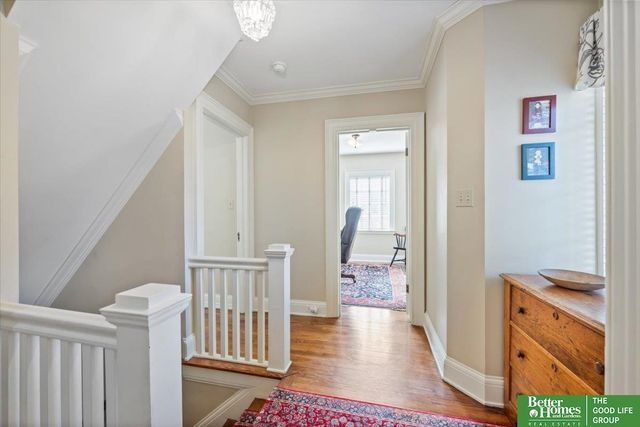 656 N 58th Street, Omaha, NE 68132