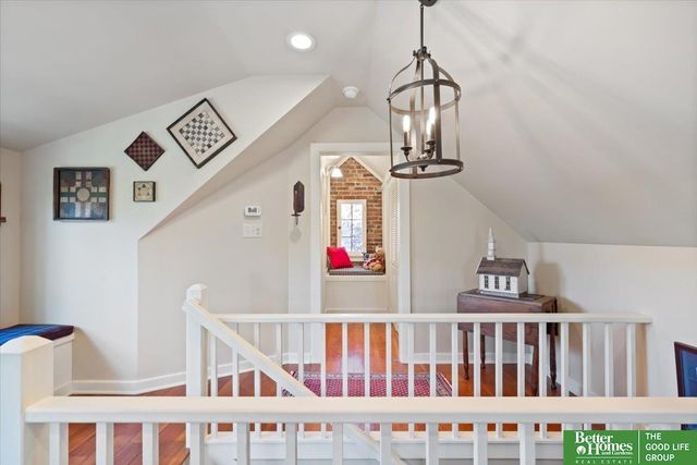 656 N 58th Street, Omaha, NE 68132