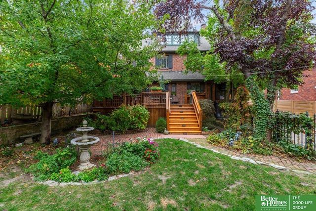 656 N 58th Street, Omaha, NE 68132