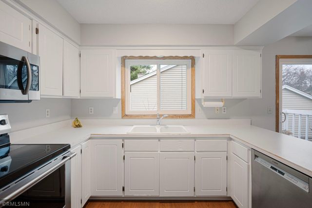 5600 Albert Street, Shoreview, MN 55126