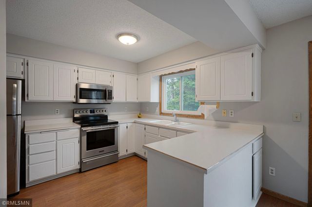 5600 Albert Street, Shoreview, MN 55126