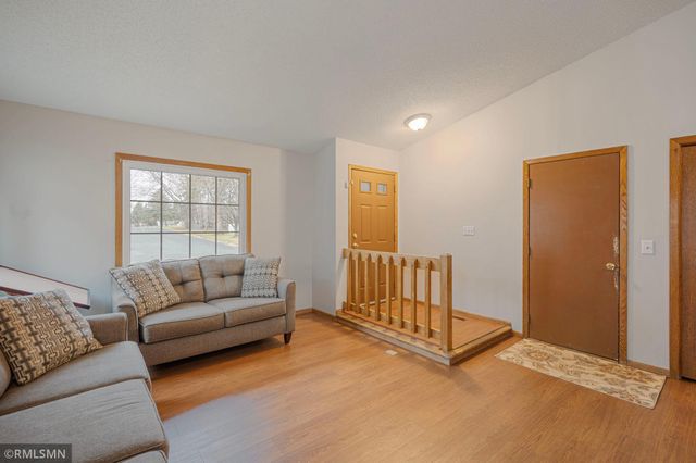 5600 Albert Street, Shoreview, MN 55126