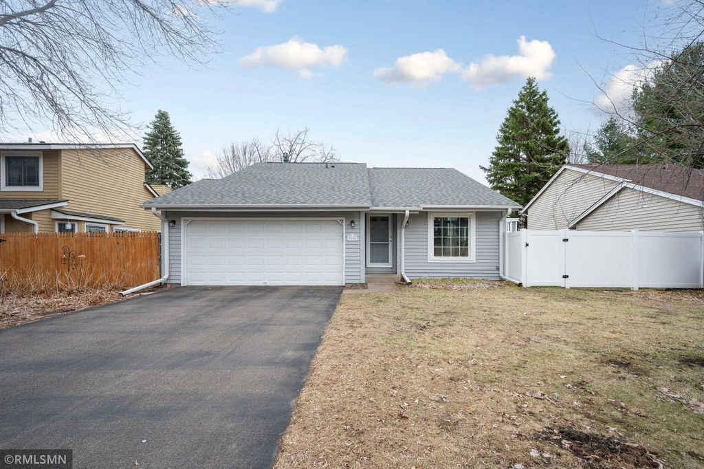 5600 Albert Street, Shoreview, MN 55126
