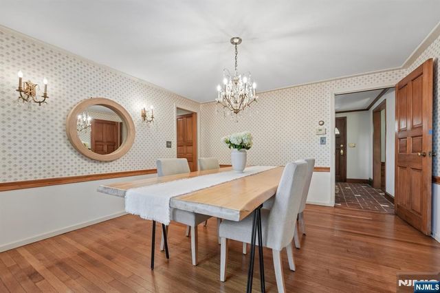 1 Seneca Place, Montclair, NJ 07043