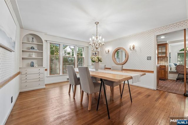 1 Seneca Place, Montclair, NJ 07043