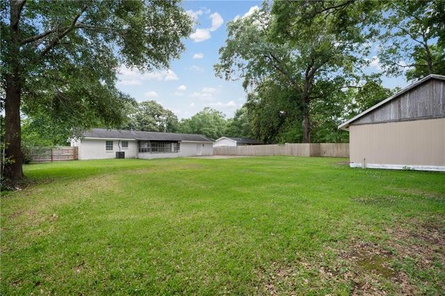 131 Ideal Drive, Saraland, AL 36571