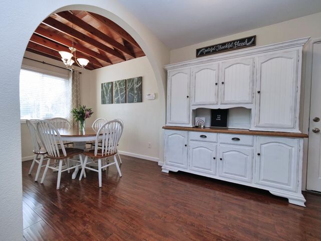 8583 Central Ave, Orangevale, CA 95662