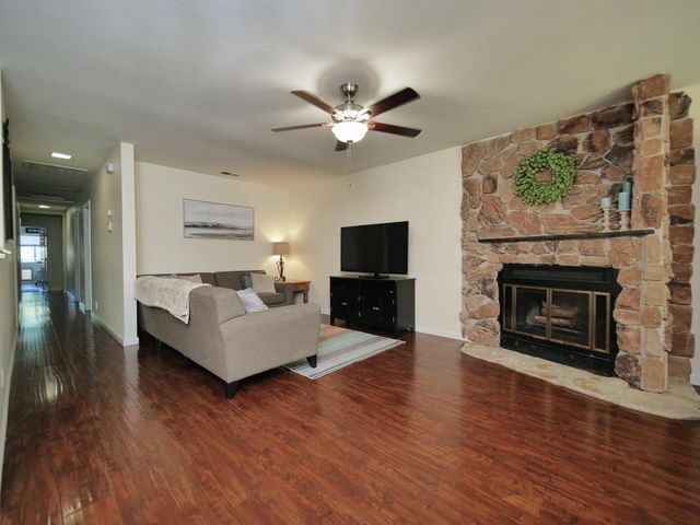 8583 Central Ave, Orangevale, CA 95662