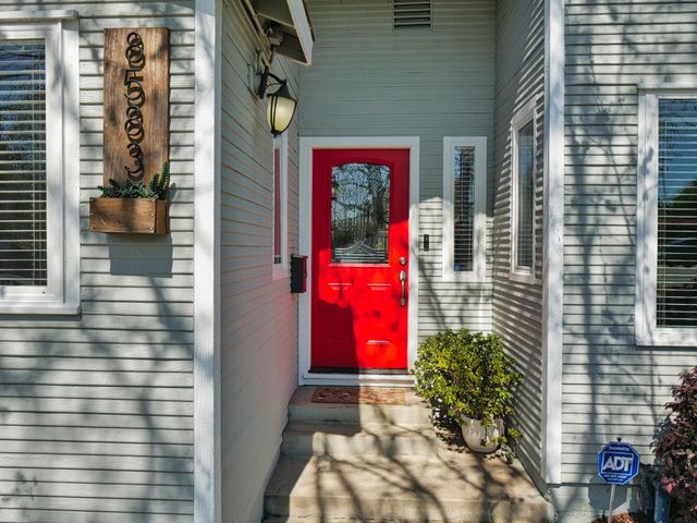8583 Central Ave, Orangevale, CA 95662