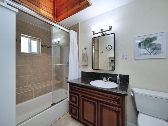 8583 Central Ave, Orangevale, CA 95662