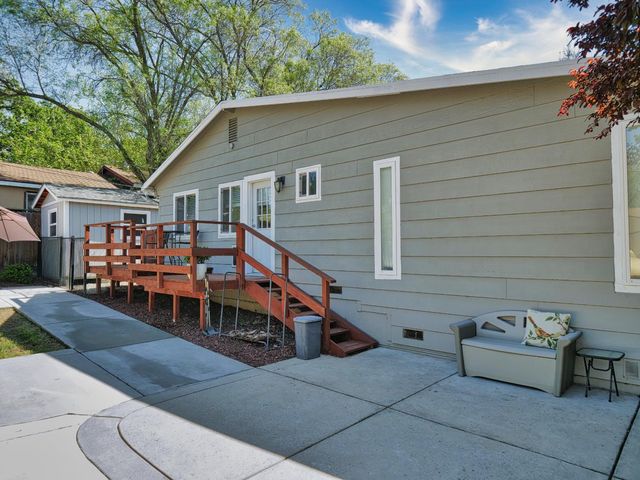 8583 Central Ave, Orangevale, CA 95662