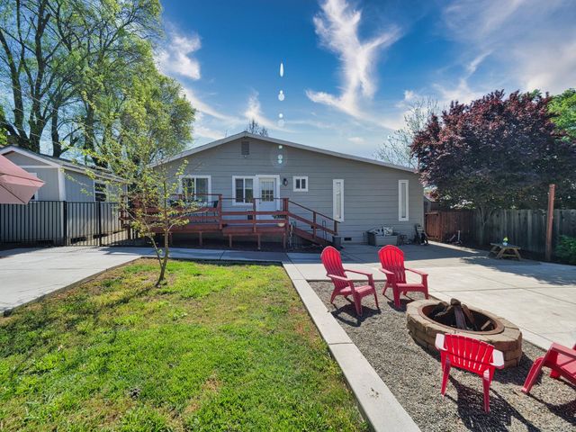 8583 Central Ave, Orangevale, CA 95662