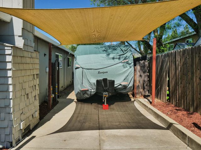 8583 Central Ave, Orangevale, CA 95662