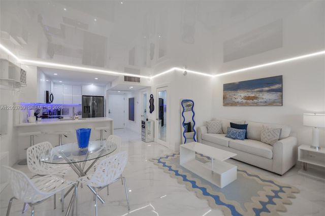 2301 Collins Ave 529, Miami Beach, FL 33139