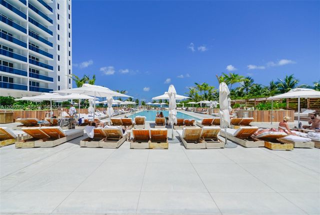 2301 Collins Ave 529, Miami Beach, FL 33139