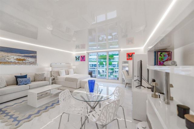 2301 Collins Ave 529, Miami Beach, FL 33139