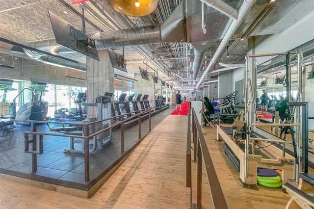 2301 Collins Ave 529, Miami Beach, FL 33139
