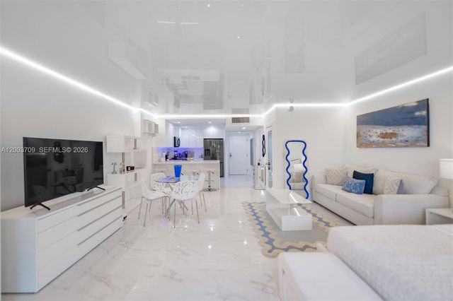 2301 Collins Ave 529, Miami Beach, FL 33139