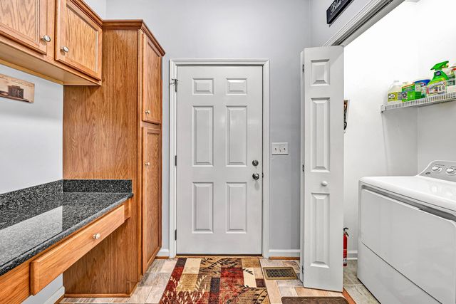 6651 Stonelyn Cottage CT, Roanoke, VA 24019