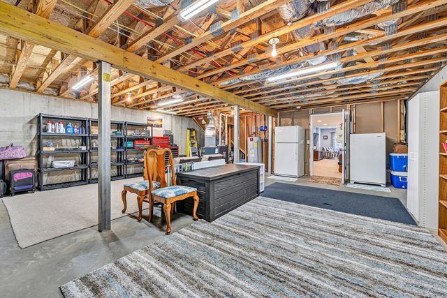 6651 Stonelyn Cottage CT, Roanoke, VA 24019